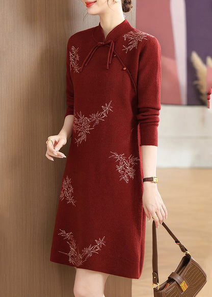 Classic Vintage Sweater with a Flattering Fit