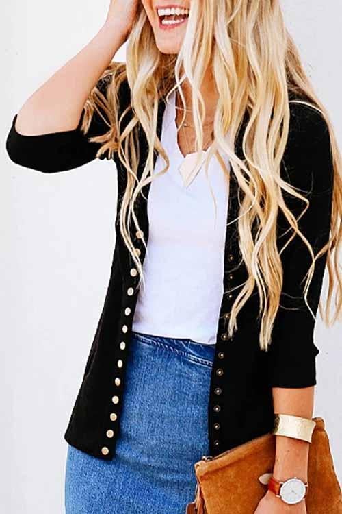 Well Tailored Cardigan with a Graceful Silhouette
