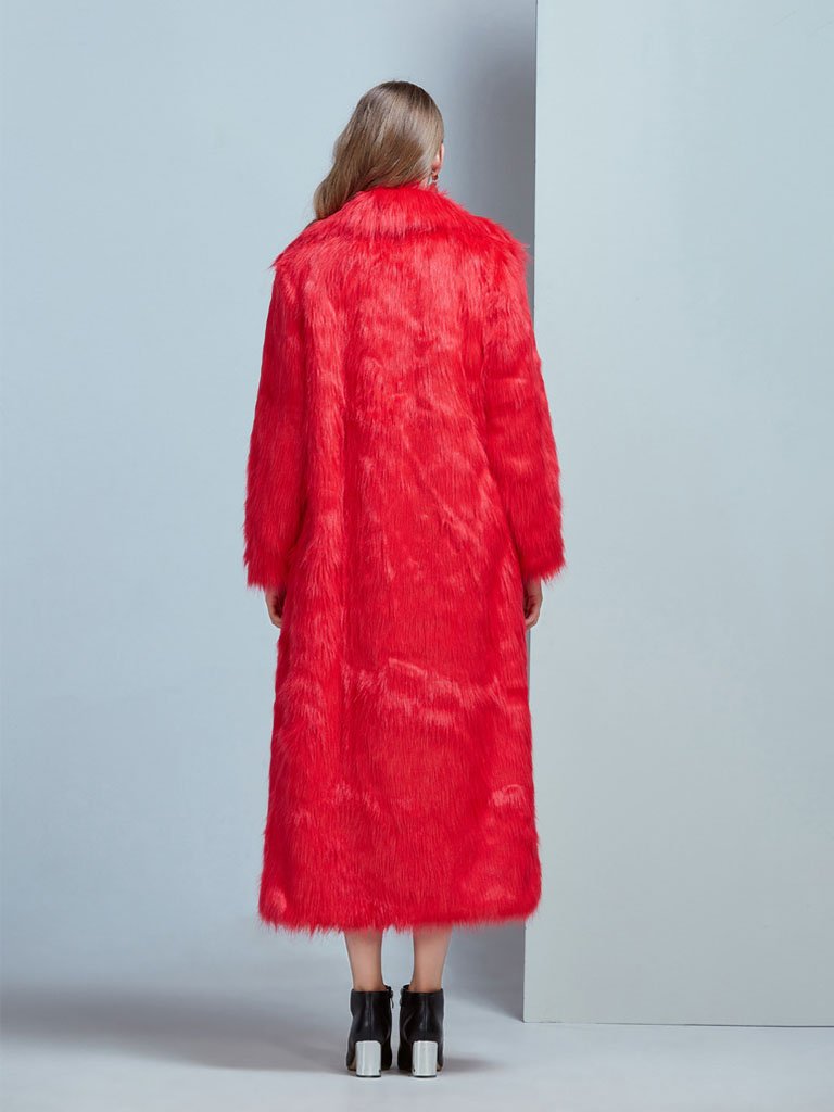 Effortlessly Elegant Coat with a Timeless Design