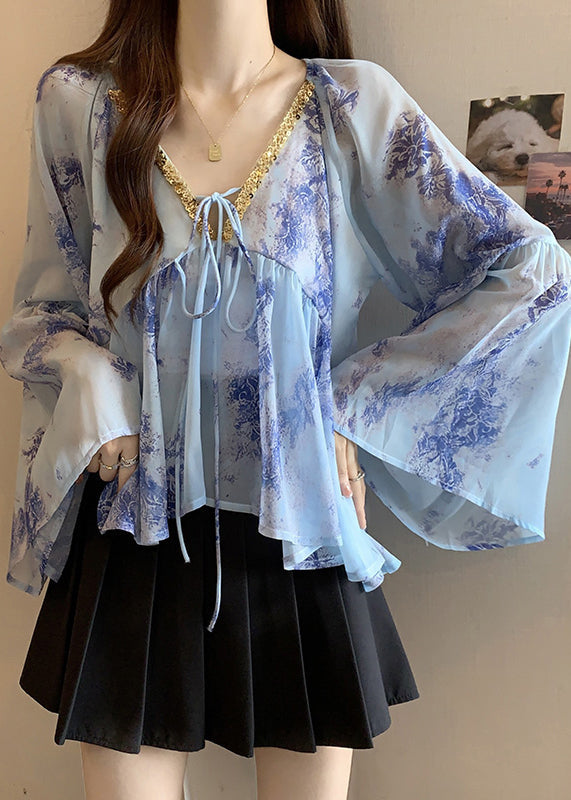 Classic Vintage Top with a Flattering Fit