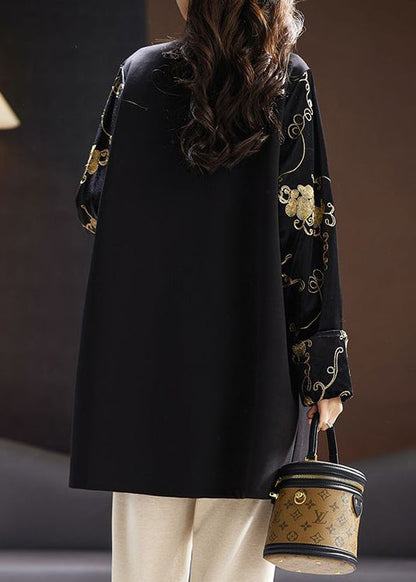 Effortlessly Elegant Top with a Timeless Design