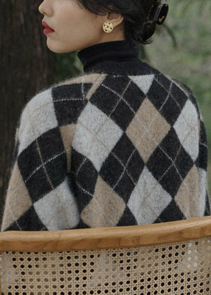 Classic Vintage Coat with a Flattering Fit