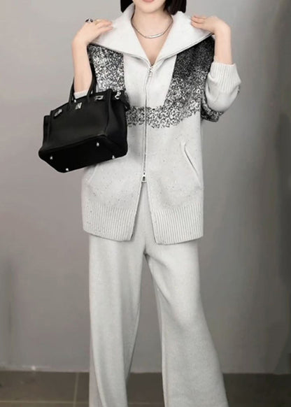Classic Vintage Sweater with a Flattering Fit