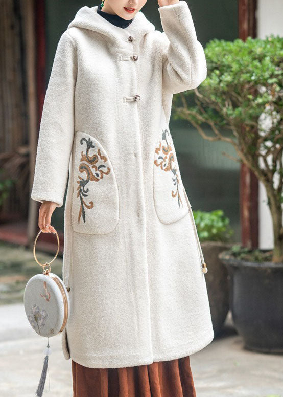 Classic Vintage Coat with a Flattering Fit