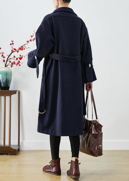 Effortlessly Elegant Coat with a Timeless Design
