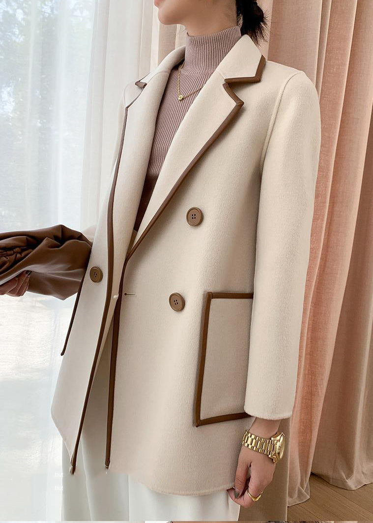 Classic Vintage & Enduringly Stylish Coat