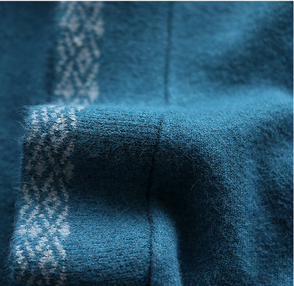 Effortlessly Elegant Jacket with a Timeless Design