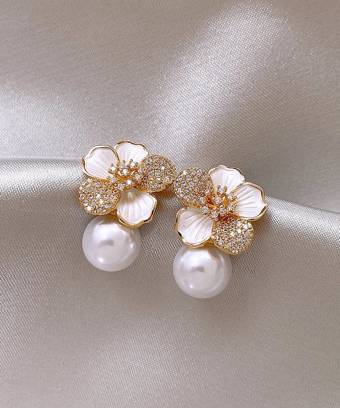 Beautiful Silver Earring with Unique Style