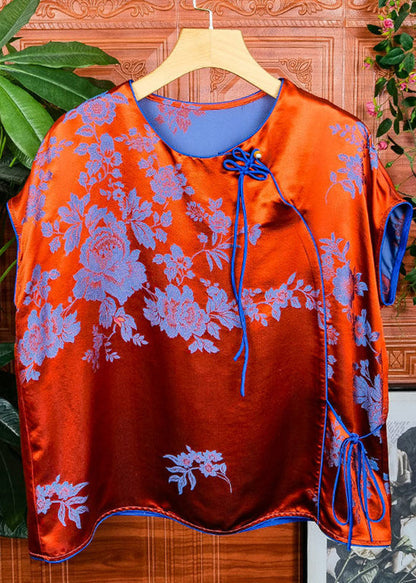 A Vintage Style Top with Delicate Timeless Details
