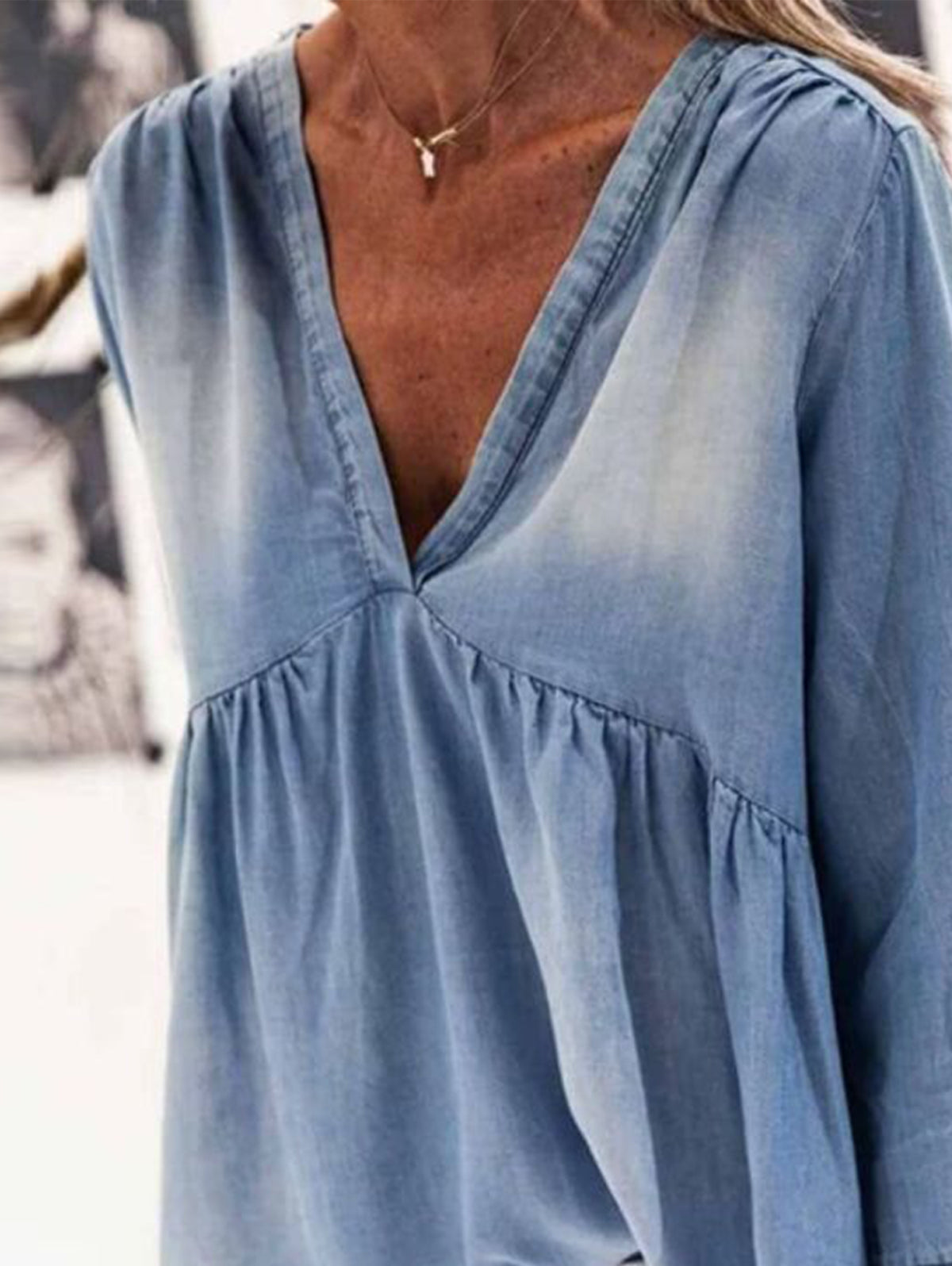 Effortlessly Elegant Shirt with a Timeless Design