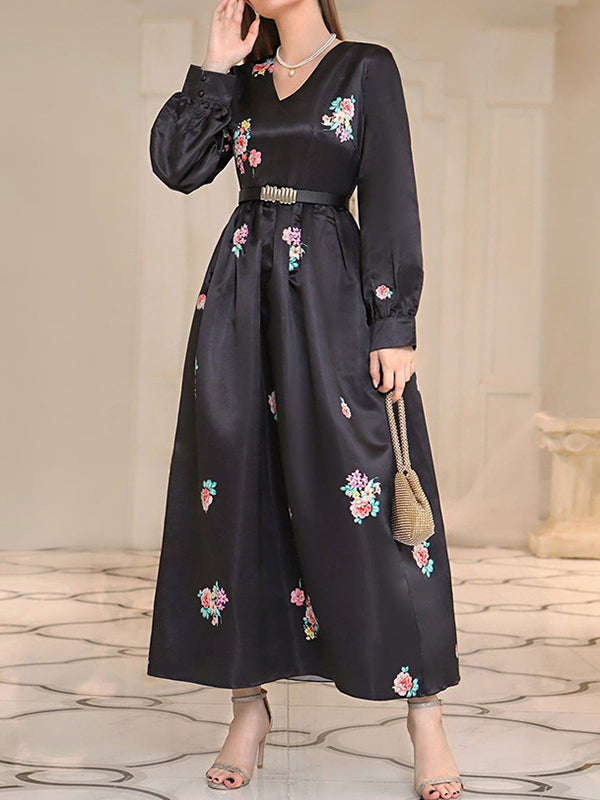 A Vintage Style Dress with Delicate Timeless Details