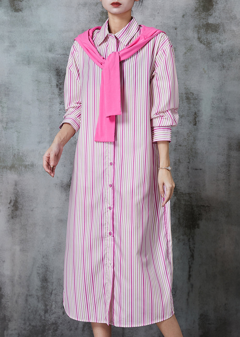 Well Tailored Dress with a Graceful Silhouette
