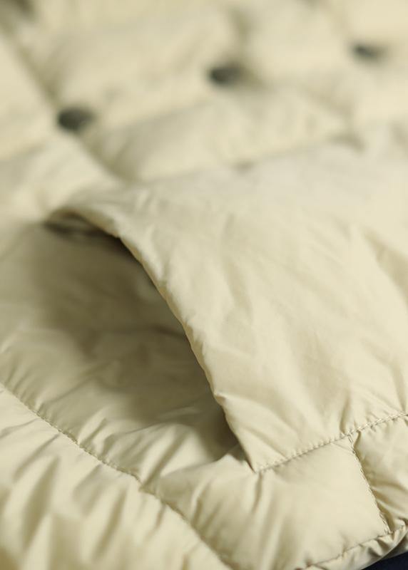 Beautifully Finished Coat in a Timeless Design