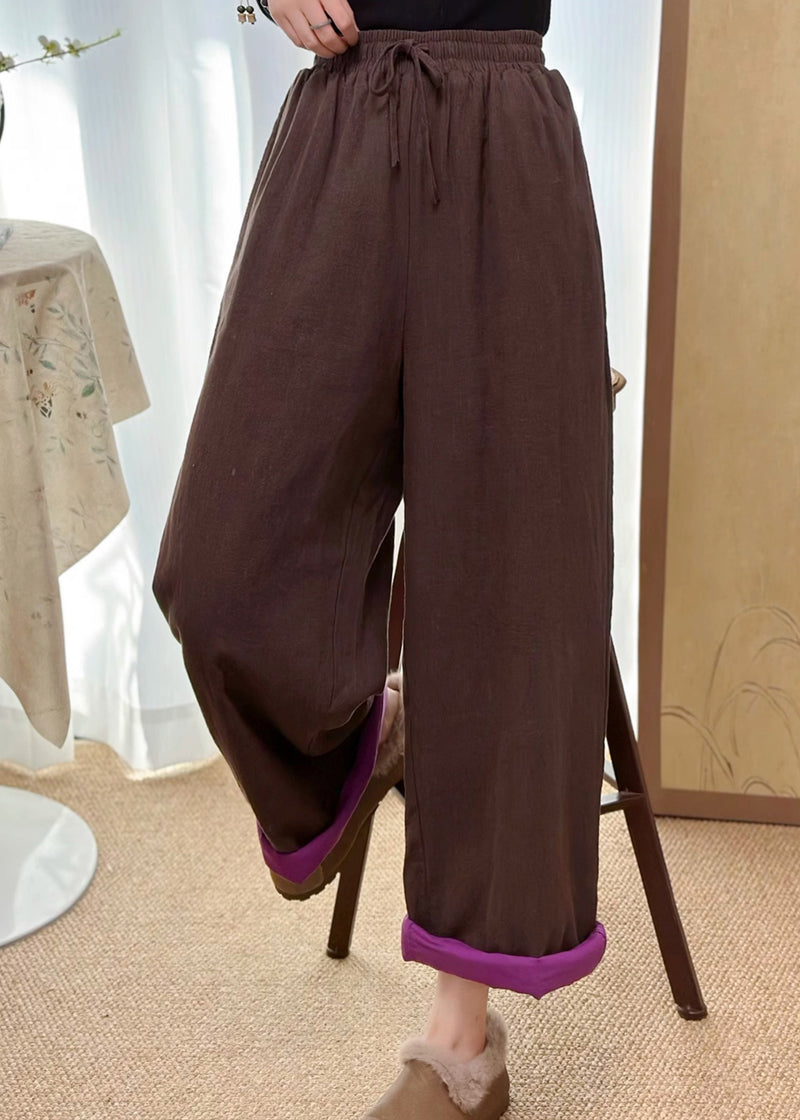 Effortlessly Elegant Pants with a Timeless Design