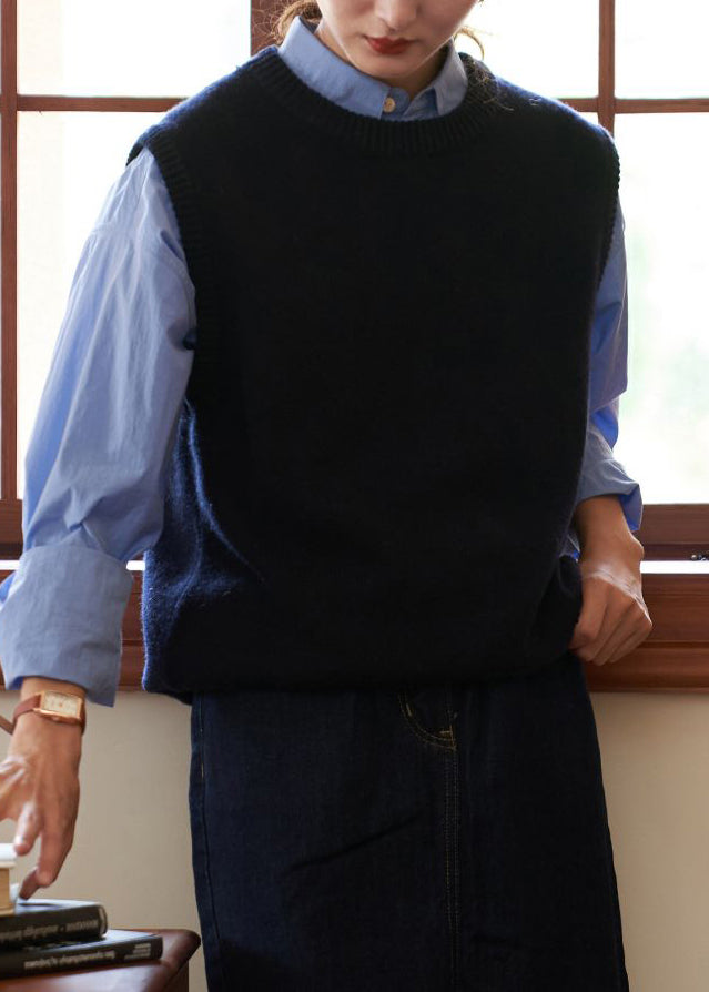 Classic Vintage Coat with a Flattering Fit