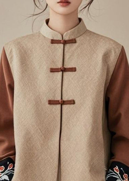 Beautifully Finished Coat in a Timeless Design