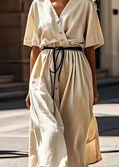 Effortlessly Elegant Dress with a Timeless Design