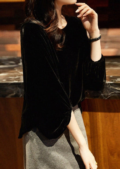 Gracefully Styled Blouse for Any Occasion