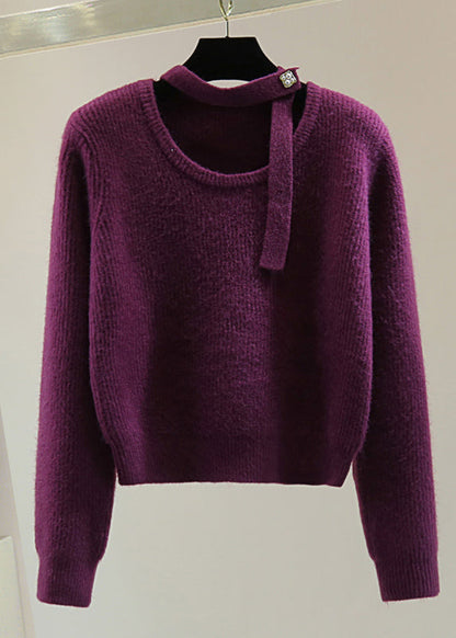 Classic Vintage Sweater with a Flattering Fit