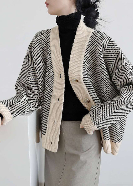 Sophisticated Coat with a Clean Classic Look