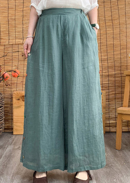 Effortlessly Elegant Pants with a Timeless Design