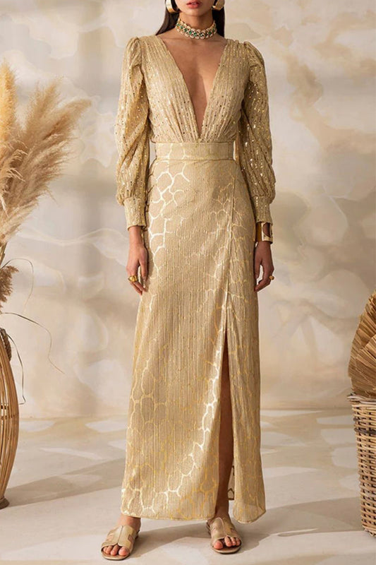 A Vintage Style Dress with Delicate Timeless Details