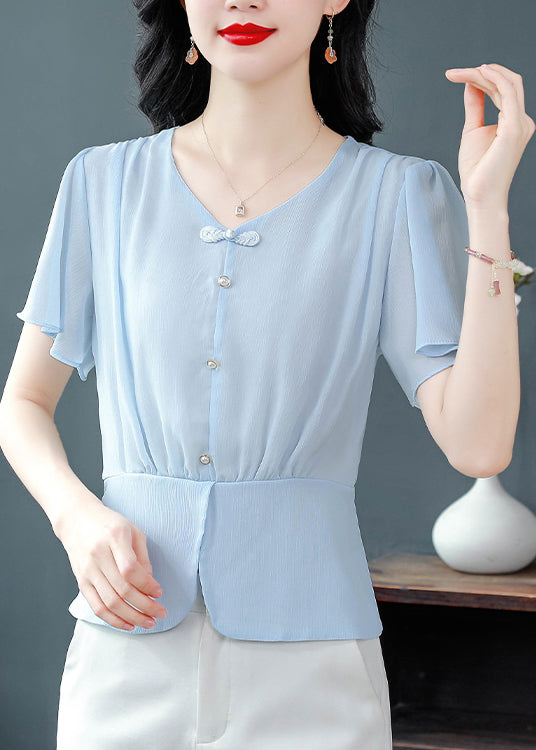 Polished Blouse with an Effortless Classic Look