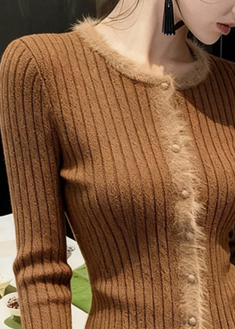 Sophisticated Sweater with a Clean Classic Look