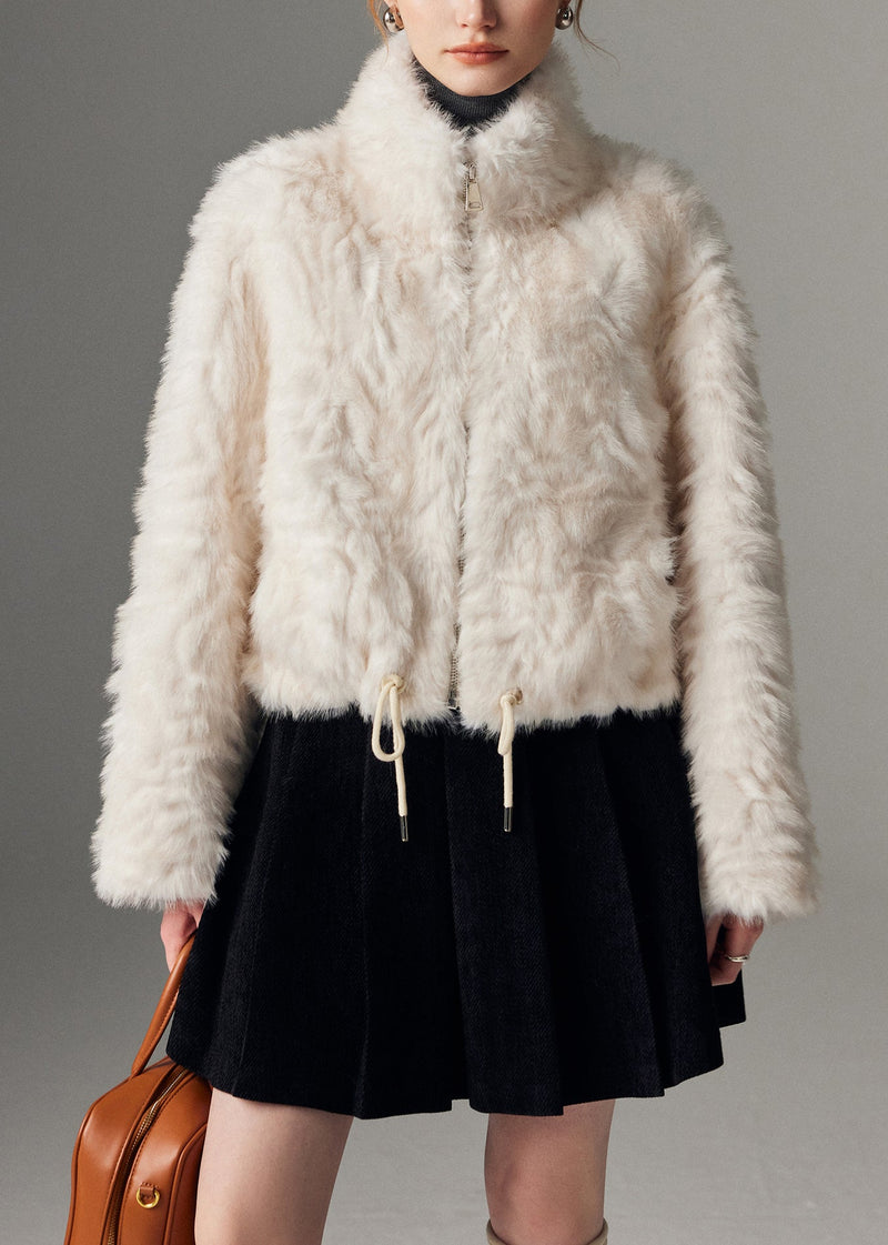 Elegantly Styled Coat for Everyday Wear