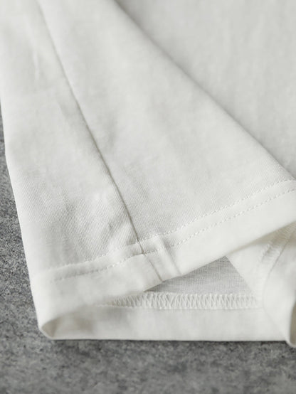 Classic Vintage Shirt with a Flattering Fit
