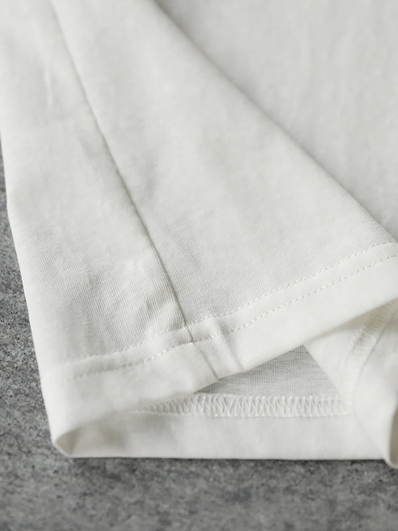 Classic Vintage Shirt with a Flattering Fit