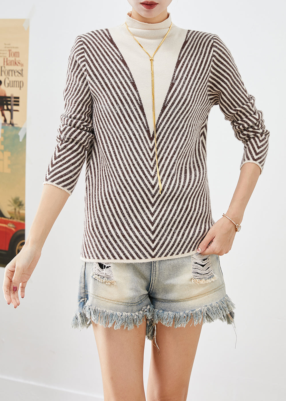 Classic Vintage Sweater with a Flattering Fit