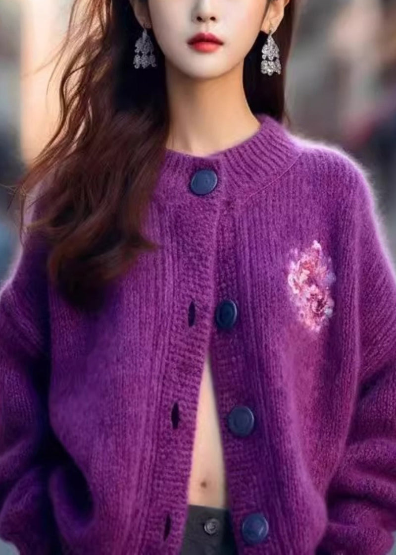 Beautifully Finished Cardigan in a Timeless Design