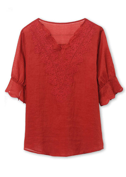 Well Tailored Top with a Graceful Silhouette