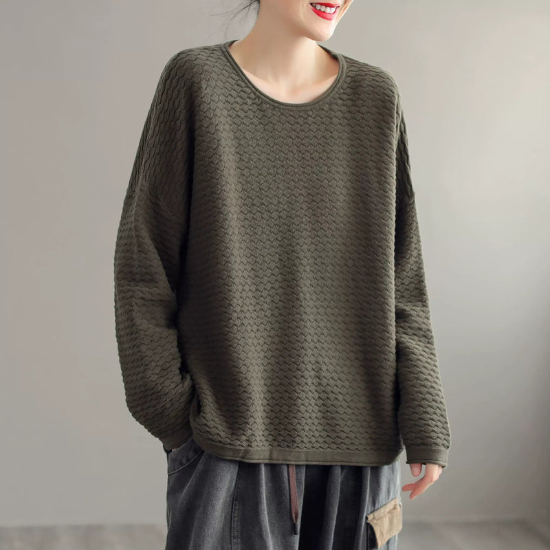 Well Tailored Sweater with a Graceful Silhouette