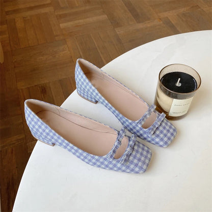 Graceful Orthopedic Loafers for Modern Look