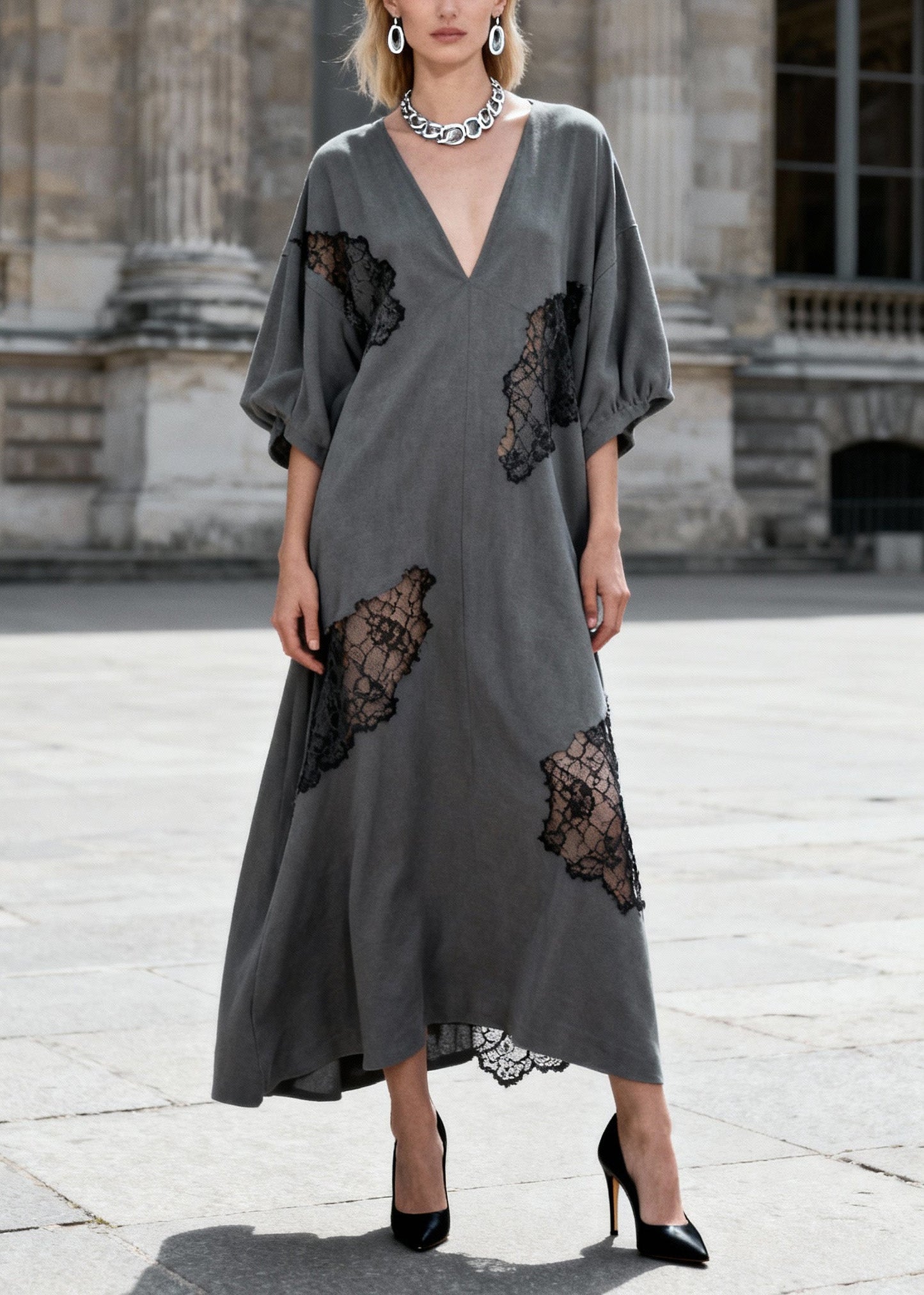 Classic Vintage Dress with a Flattering Fit