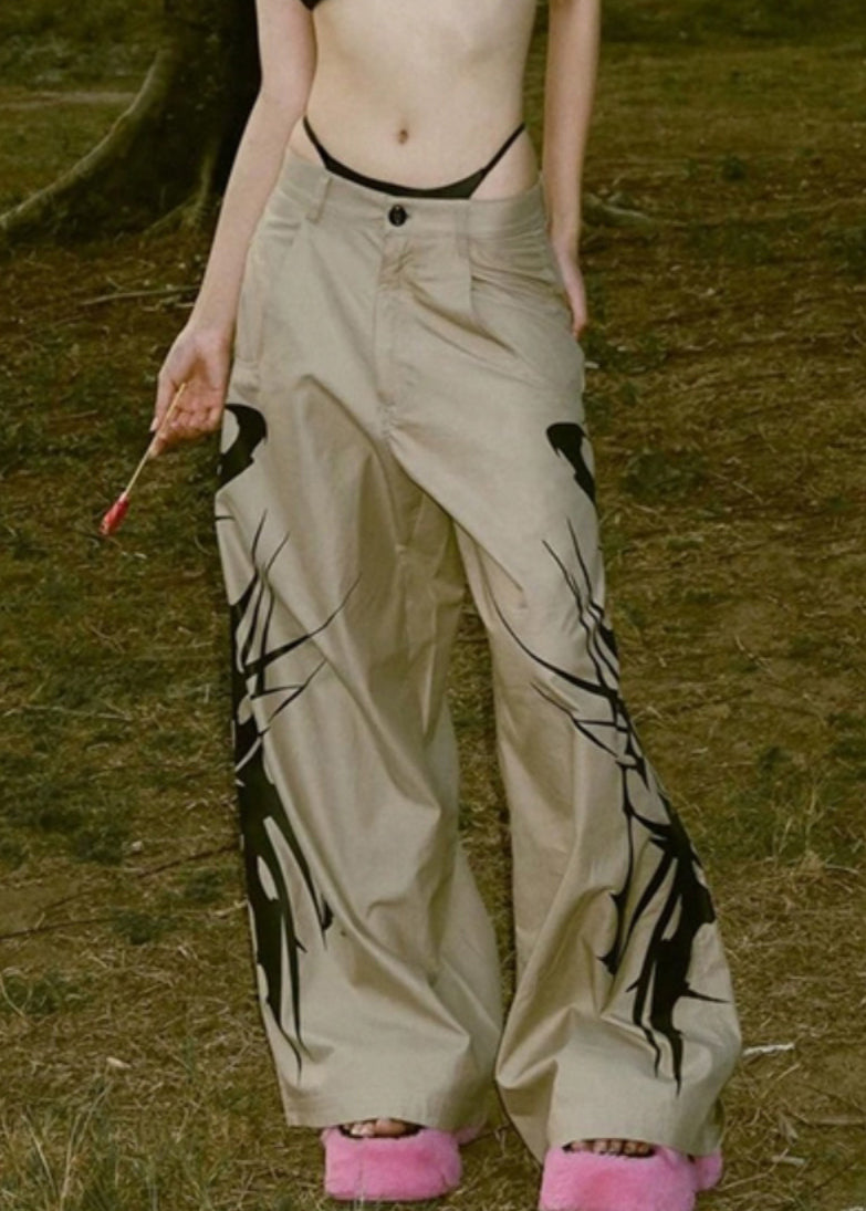 A Vintage Style Pants with Delicate Timeless Details