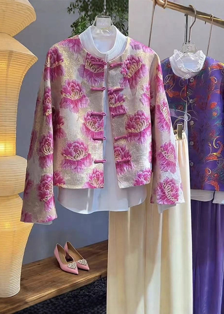 Gracefully Styled Coat for Any Occasion