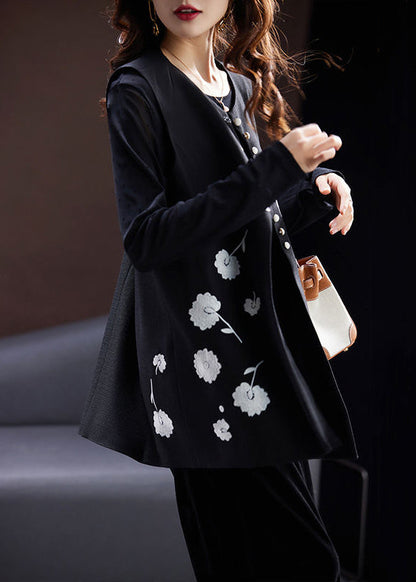 Beautifully Finished Coat in a Timeless Design