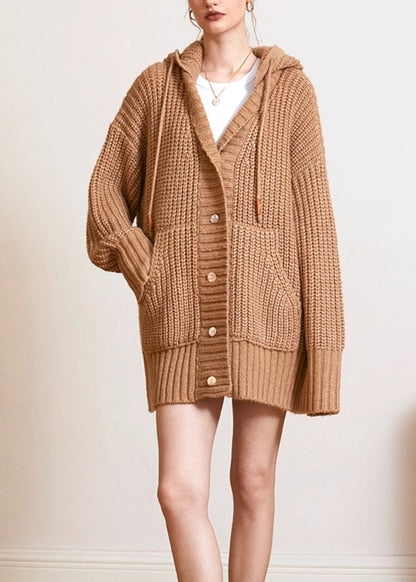 Classic Vintage Sweater with a Flattering Fit