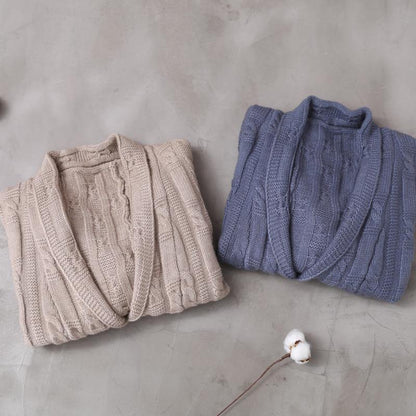 Effortlessly Elegant Sweater with a Timeless Design