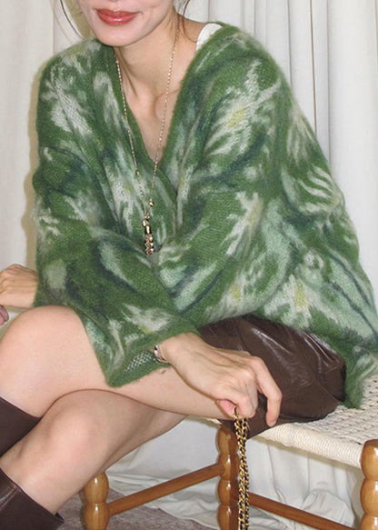 Beautifully Crafted Sweater in a Classic Style