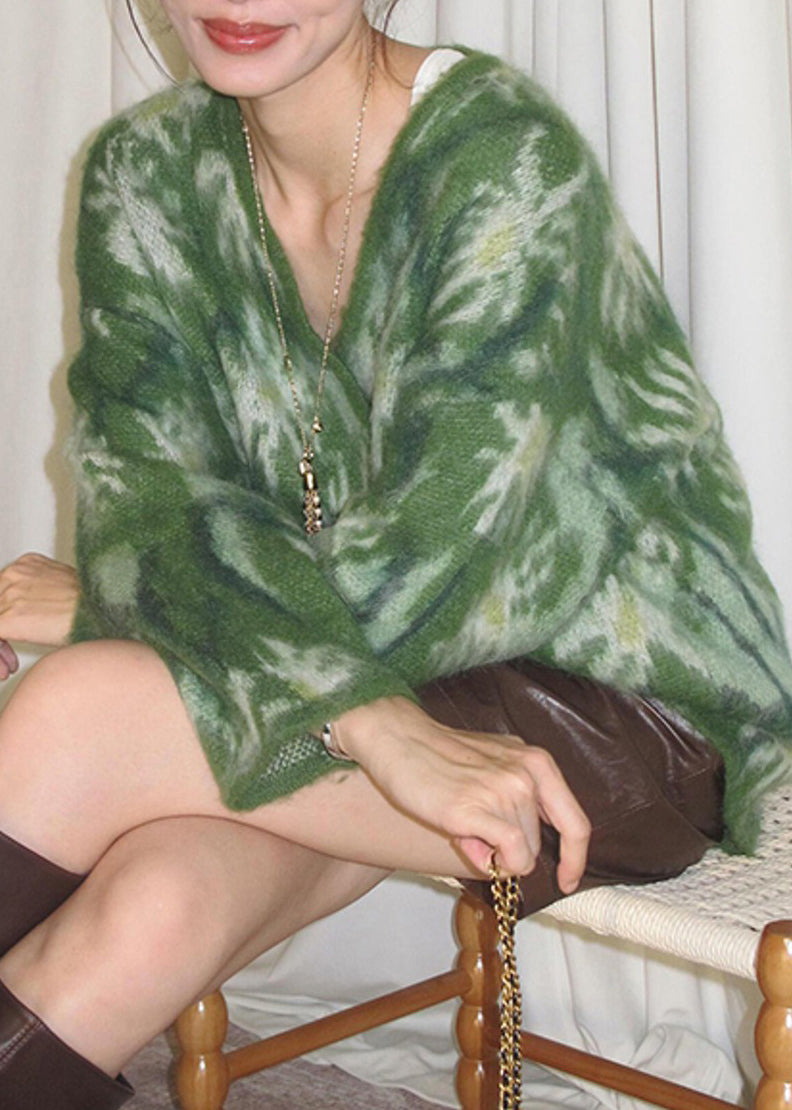 Beautifully Crafted Sweater in a Classic Style
