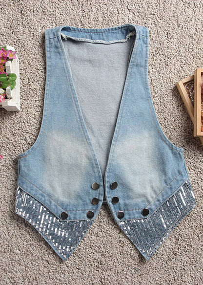 Beautifully Finished Coat in a Timeless Design