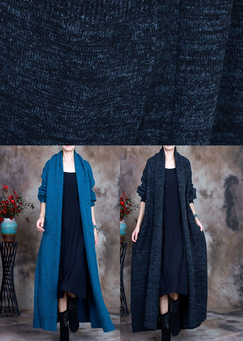 Well Tailored Cardigan with a Graceful Silhouette