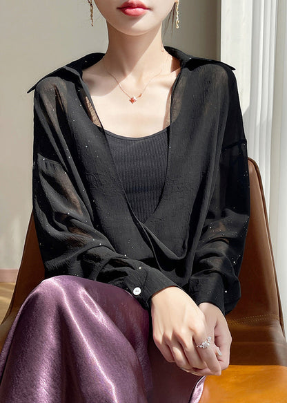 Classic Vintage Blouse with a Flattering Fit