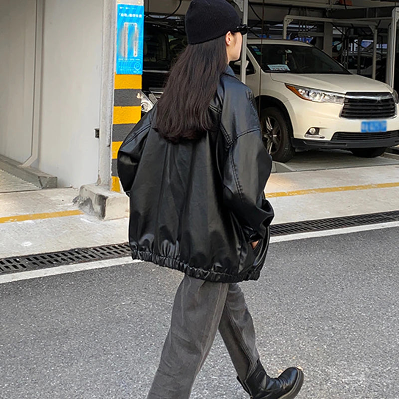 Elegantly Styled Jacket for Everyday Wear