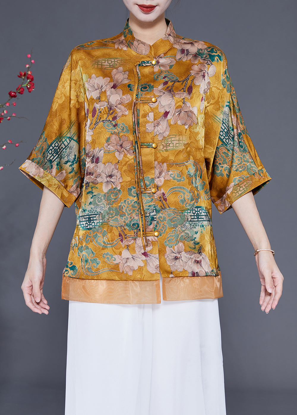 Polished Blouse with an Effortless Classic Look