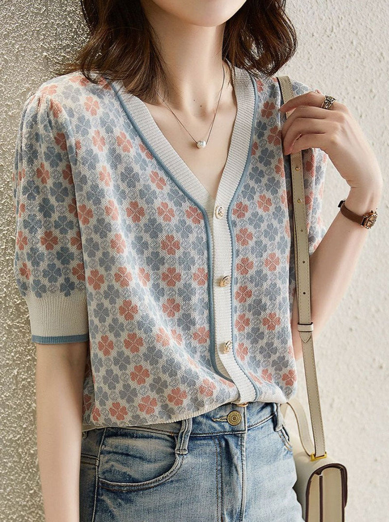 Classic Vintage Cardigan with a Flattering Fit